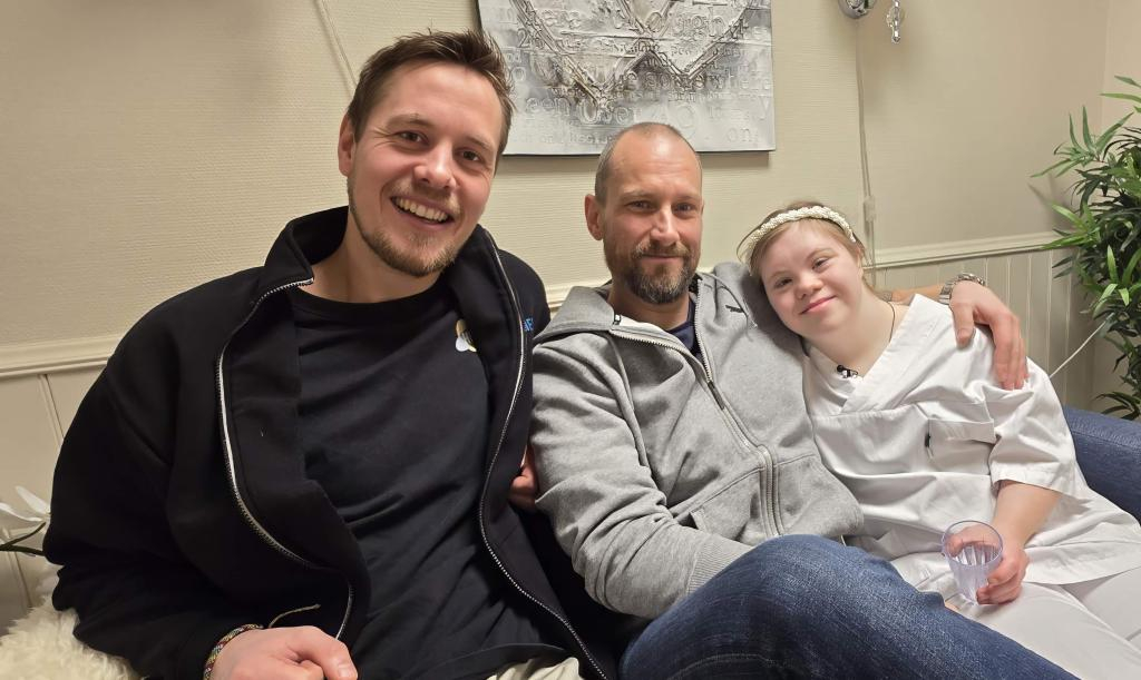 20241206 100055 topaz