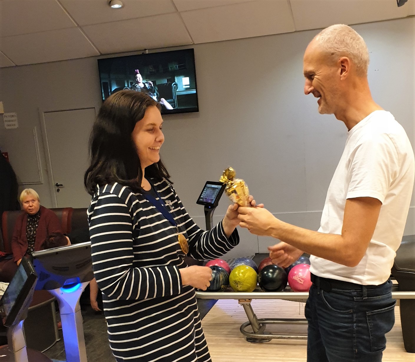 2019 november bowling6